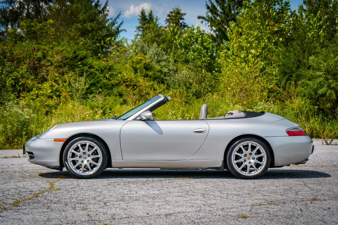 1999 Porsche 996 Carrera - Image 22 of 31