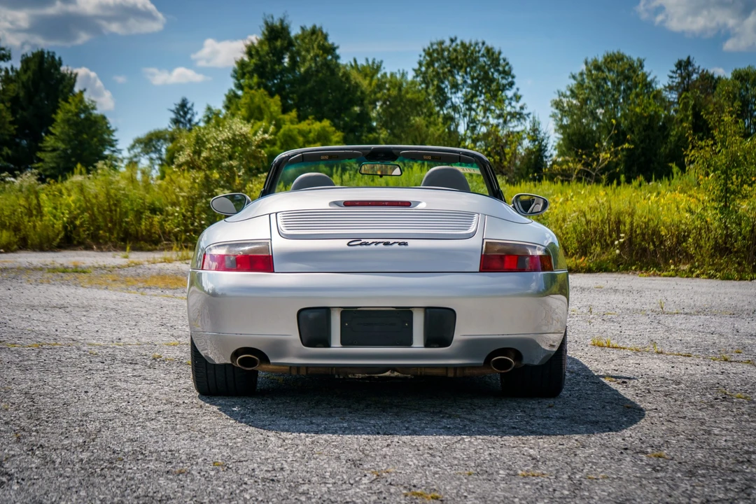 1999 Porsche 996 Carrera - Image 16 of 31