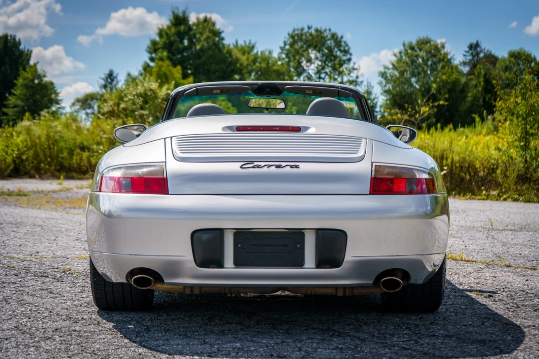1999 Porsche 996 Carrera - Image 17 of 31