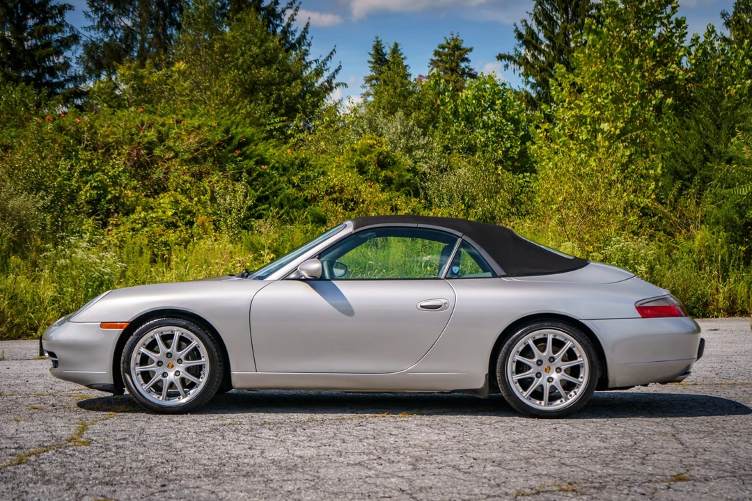 1999 Porsche 996 Carrera - Image 24 of 31