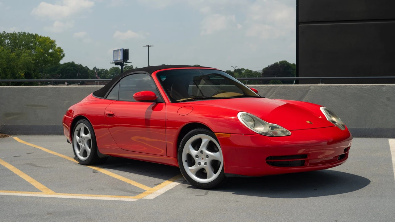 1999 Porsche 996 Carrera - Image 8 of 31
