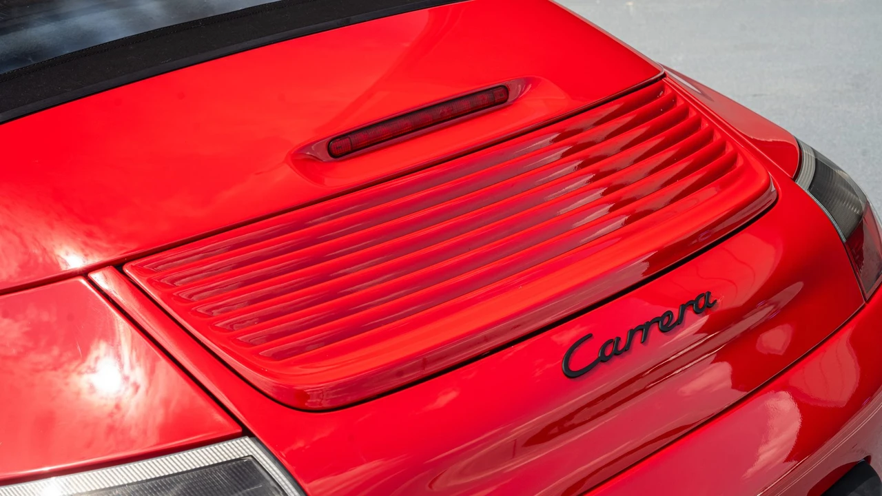 1999 Porsche 996 Carrera - Image 25 of 31