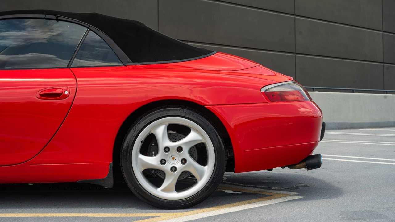 1999 Porsche 996 Carrera - Image 20 of 31
