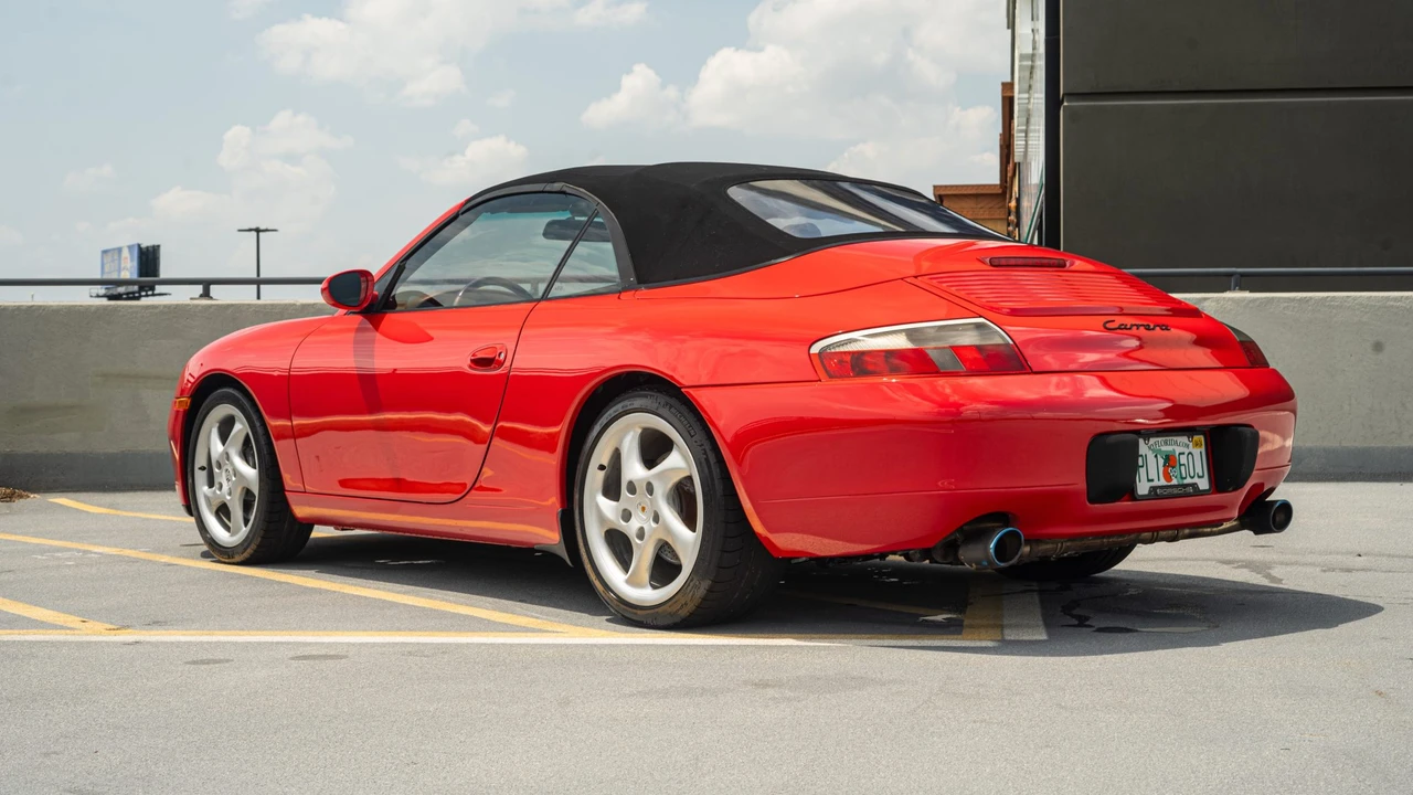 1999 Porsche 996 Carrera - Image 3 of 31