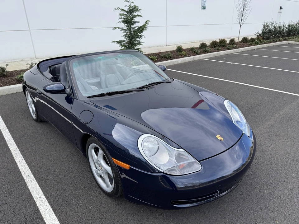 1999 Porsche 996 Carrera - Image 30 of 31