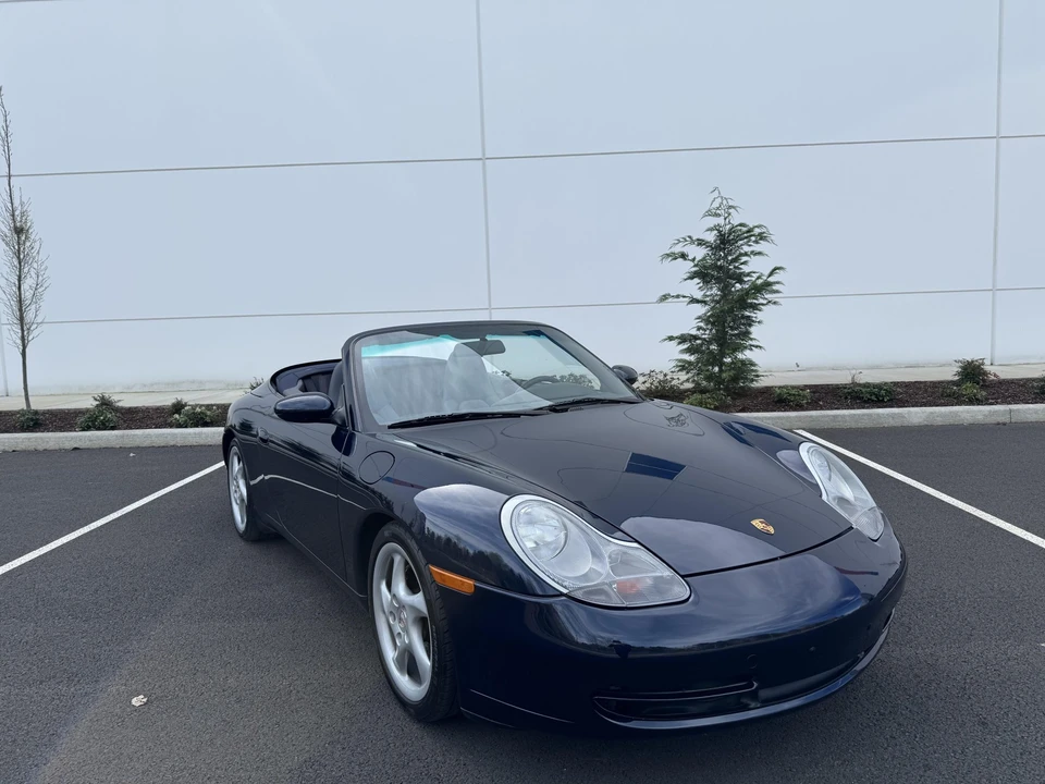 1999 Porsche 996 Carrera - Image 27 of 31