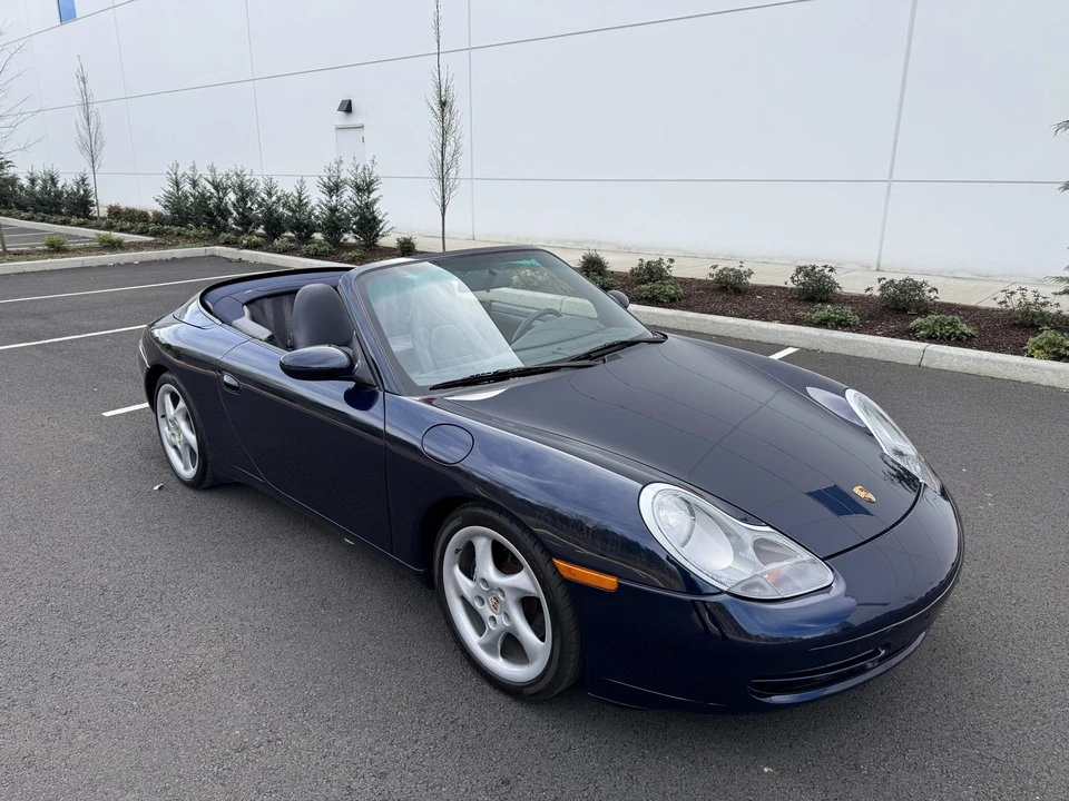 1999 Porsche 996 Carrera - Image 28 of 31