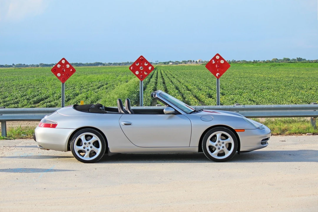 1999 Porsche 996 Carrera - Image 22 of 31