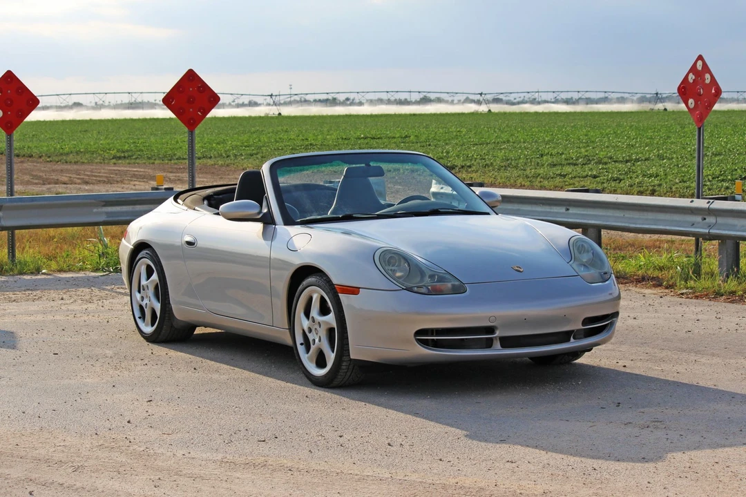 1999 Porsche 996 Carrera - Image 21 of 31