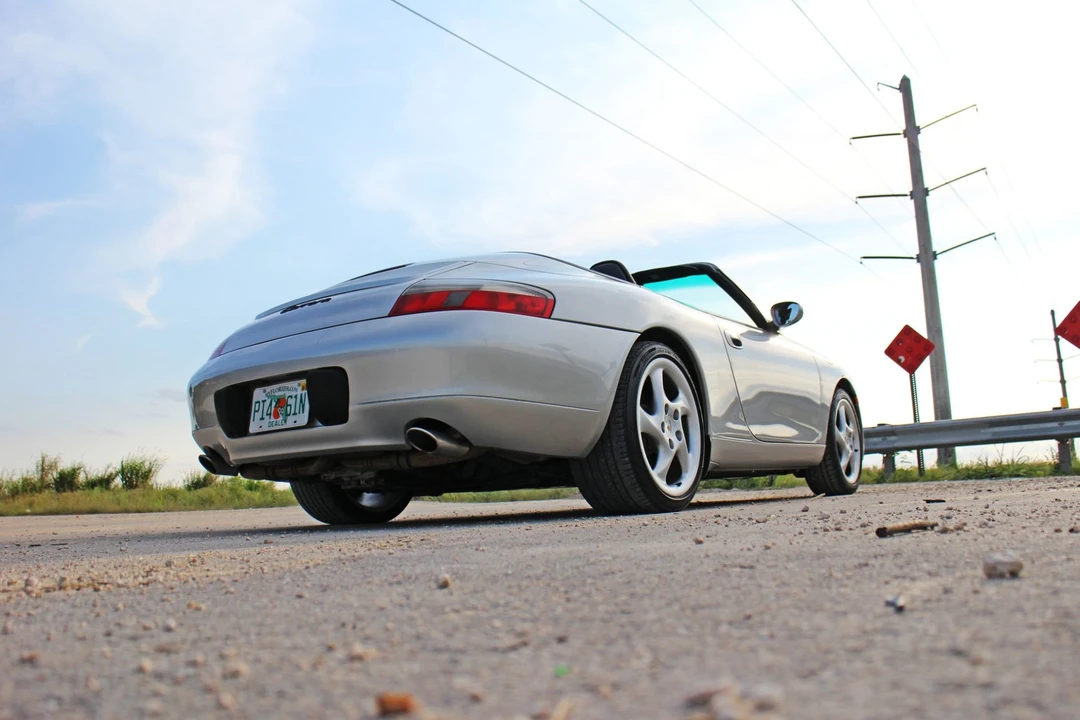 1999 Porsche 996 Carrera - Image 20 of 31