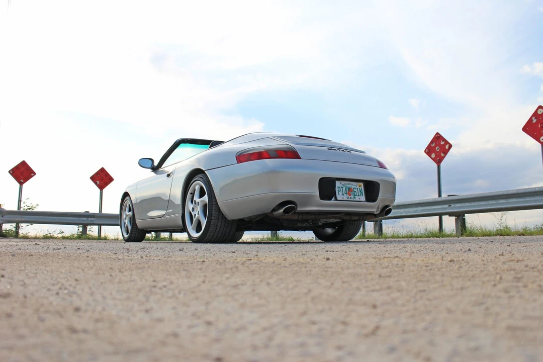 1999 Porsche 996 Carrera - Image 19 of 31