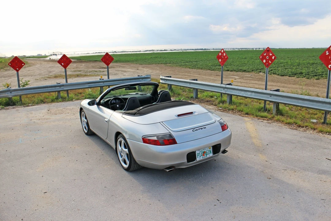 1999 Porsche 996 Carrera - Image 18 of 31