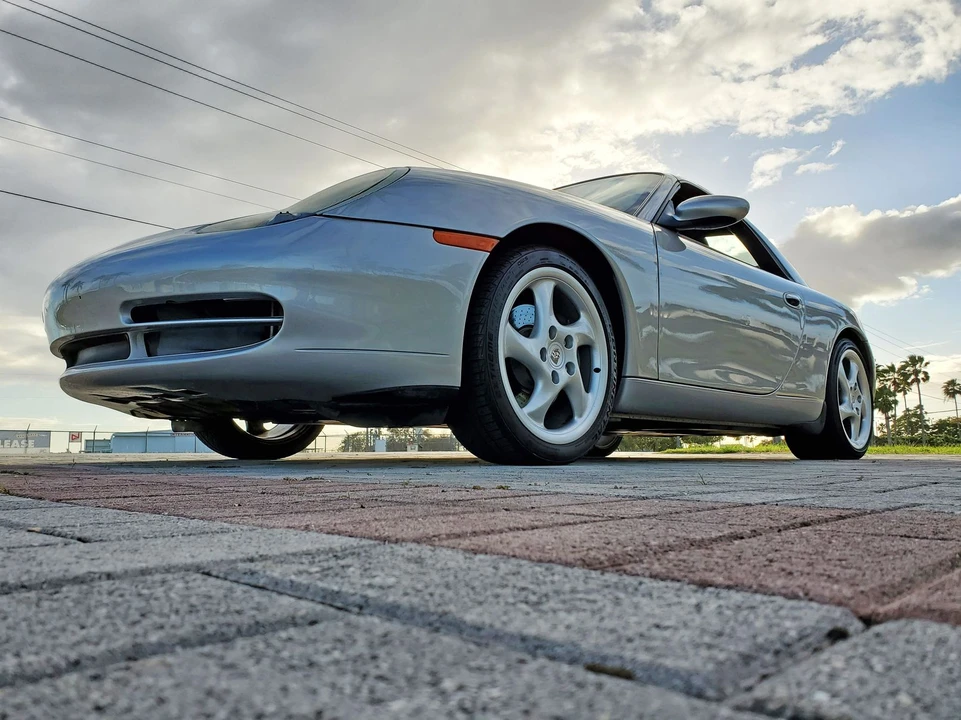 1999 Porsche 996 Carrera - Image 6 of 31