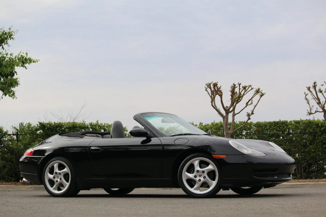 1999 Porsche 996 Carrera - Image 8 of 31
