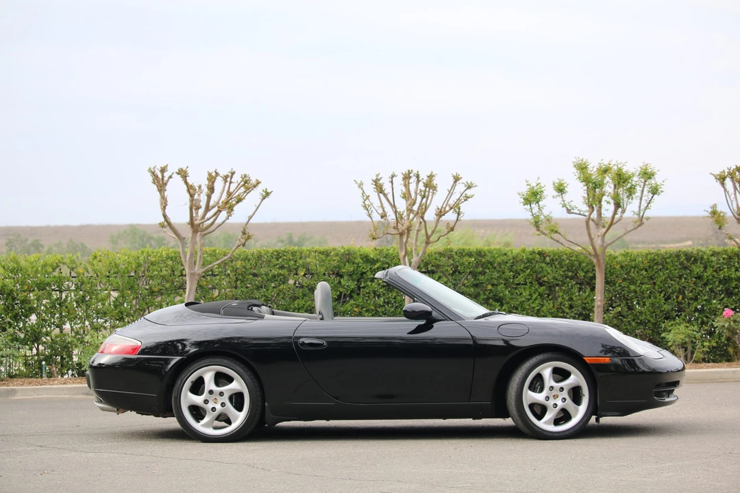 1999 Porsche 996 Carrera - Image 10 of 31