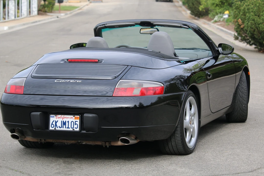 1999 Porsche 996 Carrera - Image 13 of 31