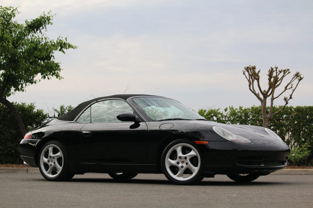 1999 Porsche 996 Carrera - Image 25 of 31