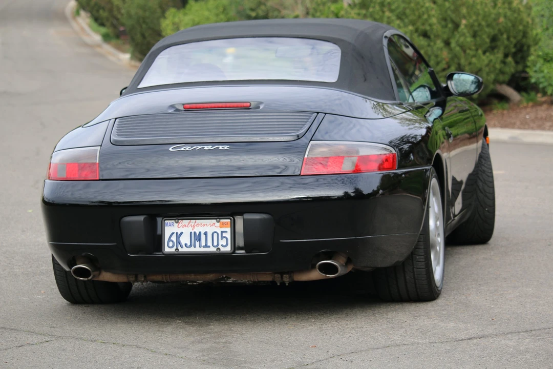 1999 Porsche 996 Carrera - Image 29 of 31