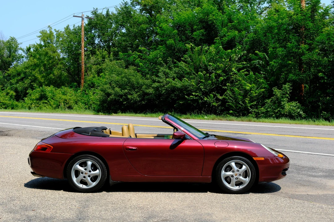 1999 Porsche 996 Carrera - Image 18 of 31