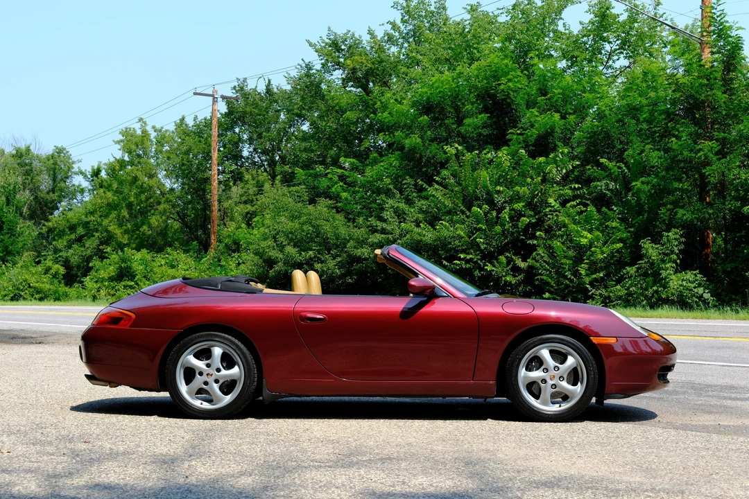1999 Porsche 996 Carrera - Image 17 of 31