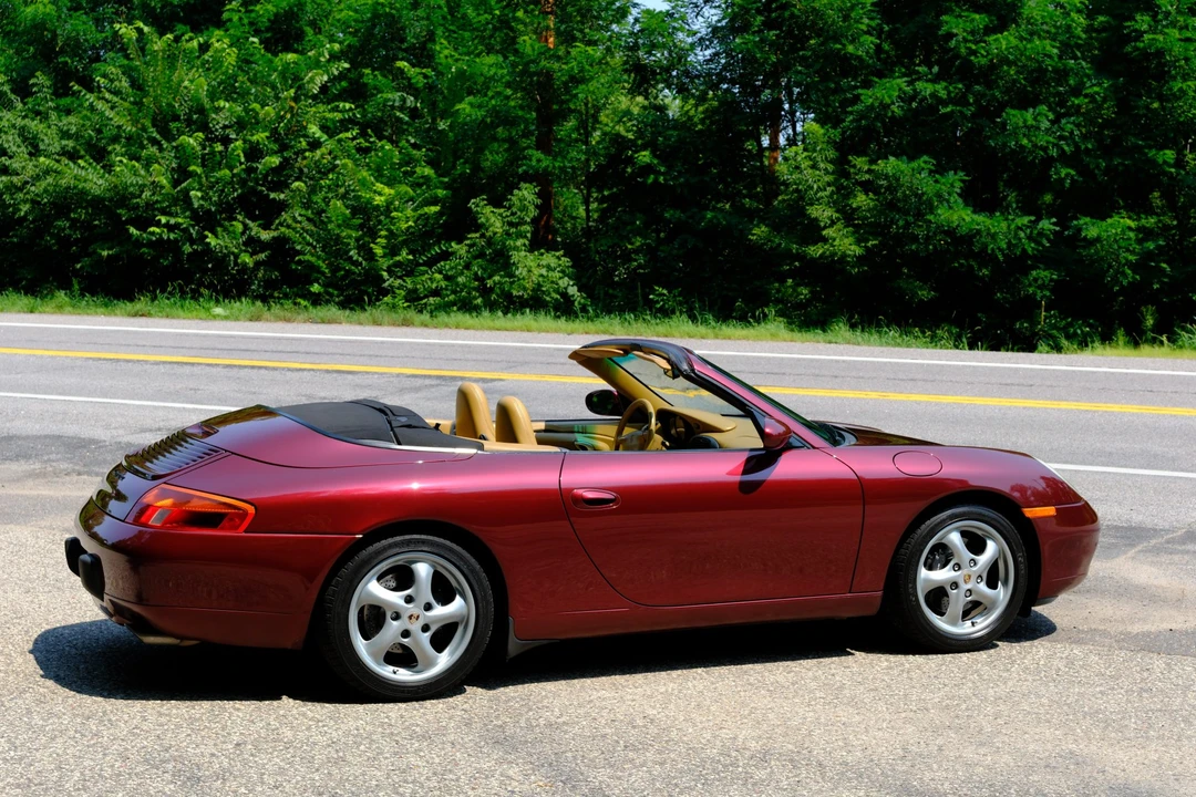 1999 Porsche 996 Carrera - Image 16 of 31