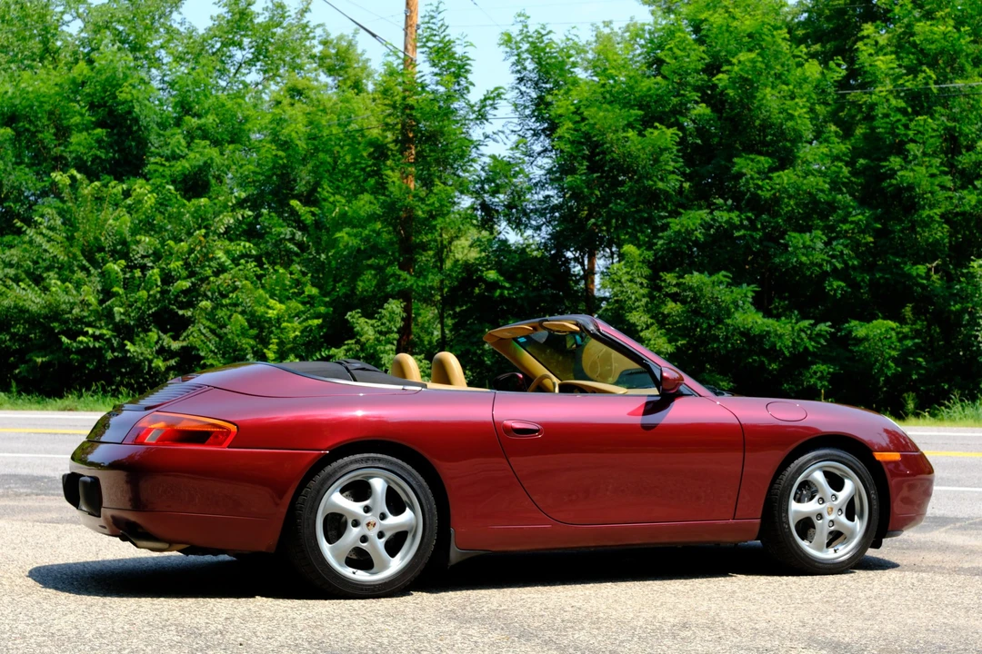 1999 Porsche 996 Carrera - Image 15 of 31