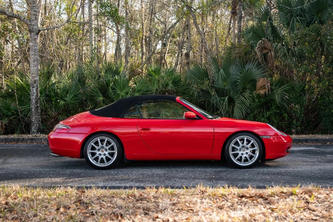 1999 Porsche 996 Carrera - Image 22 of 31