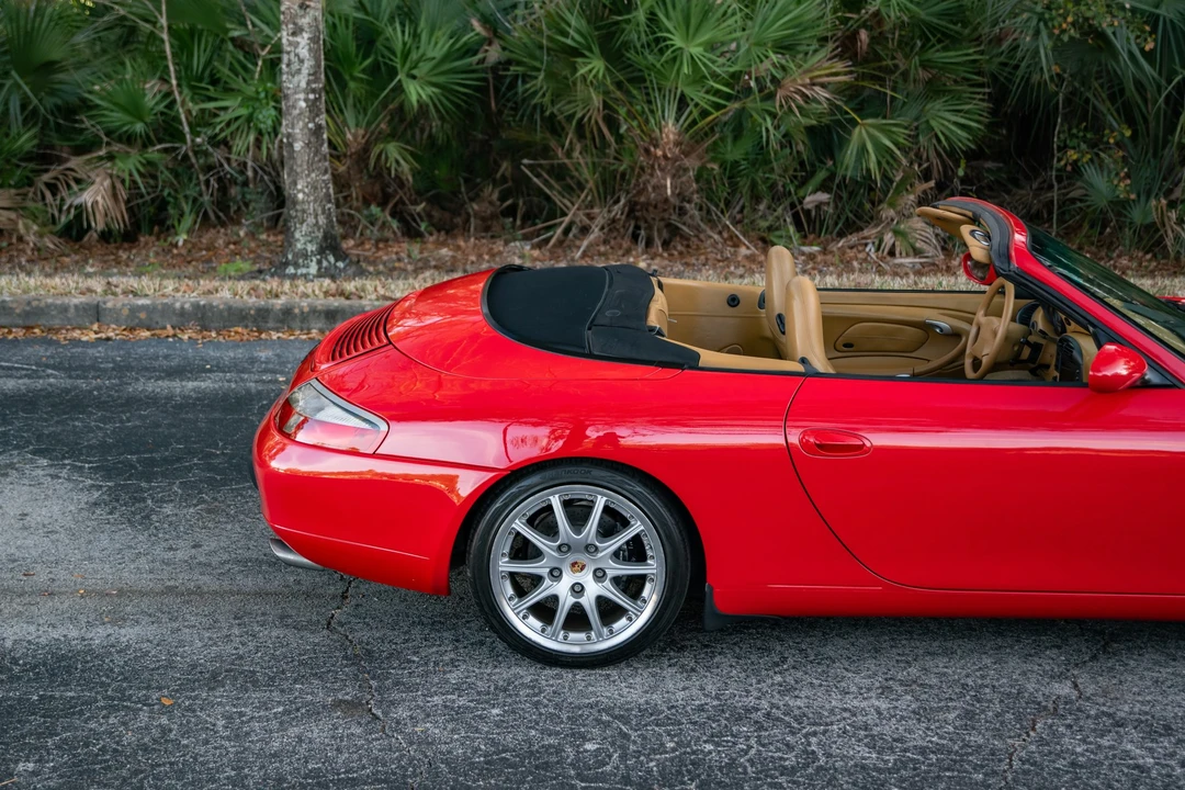 1999 Porsche 996 Carrera - Image 24 of 31