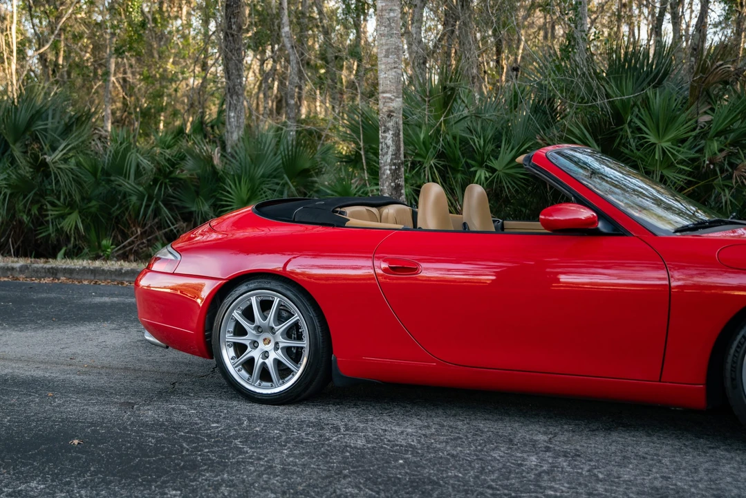 1999 Porsche 996 Carrera - Image 28 of 31