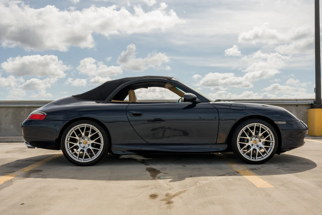1999 Porsche 996 Carrera - Image 23 of 31
