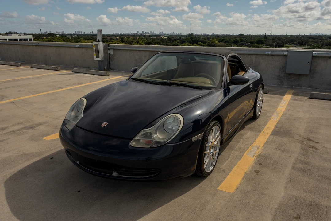 1999 Porsche 996 Carrera - Image 18 of 31