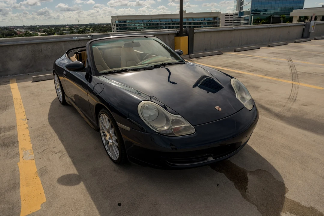 1999 Porsche 996 Carrera - Image 8 of 31