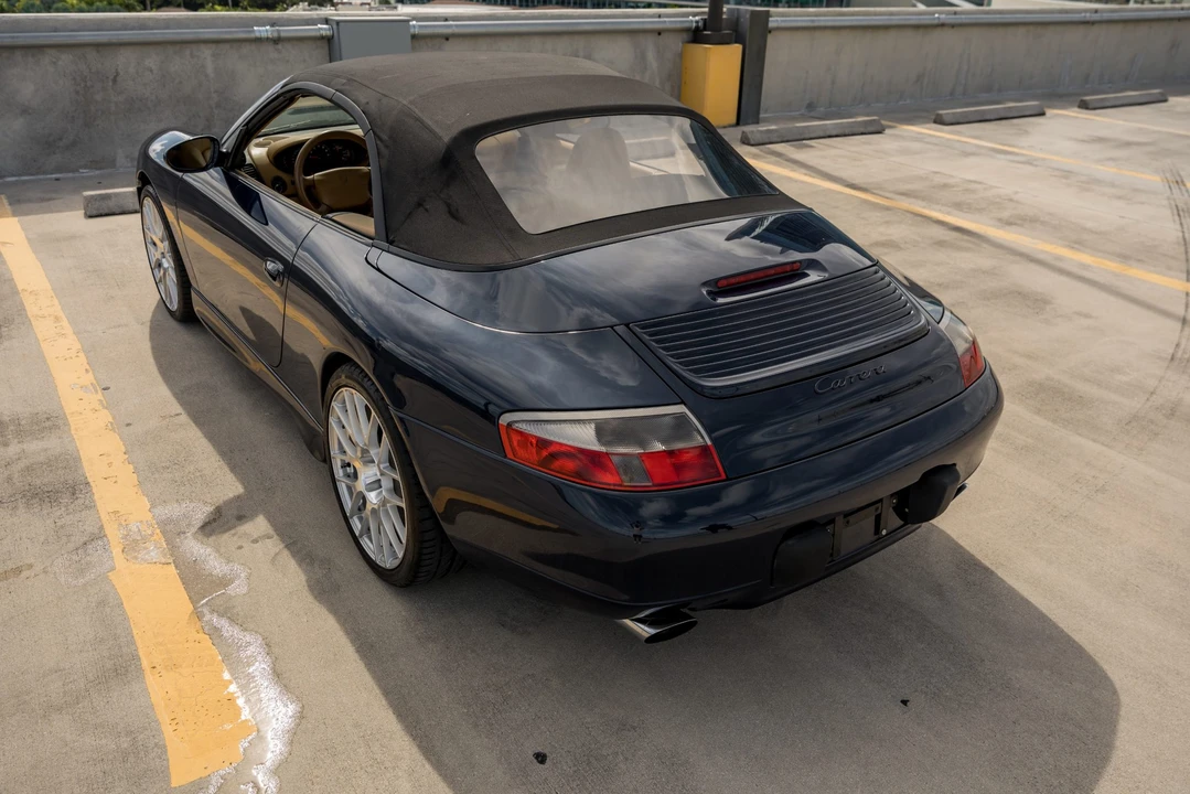 1999 Porsche 996 Carrera - Image 28 of 31