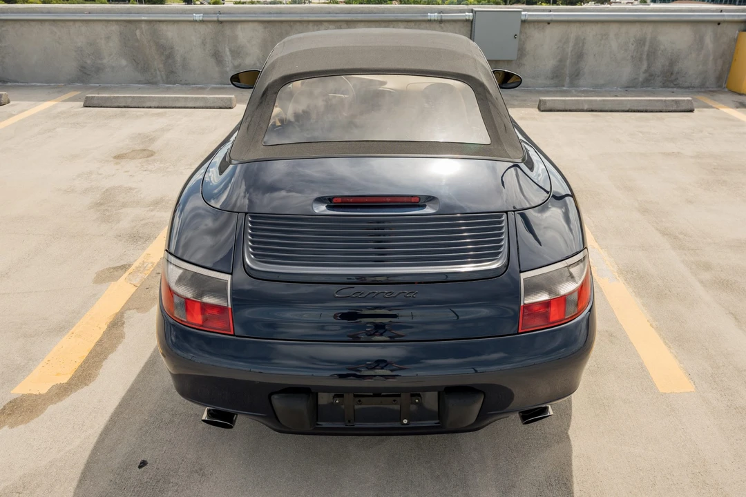 1999 Porsche 996 Carrera - Image 26 of 31