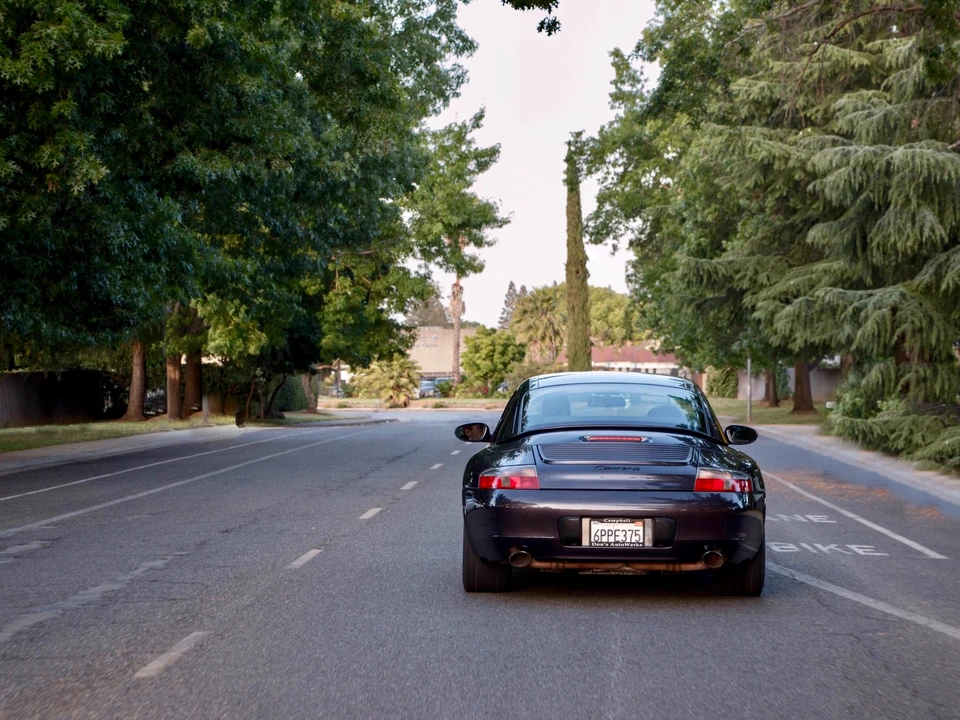 1999 Porsche 996 Carrera - Image 3 of 31