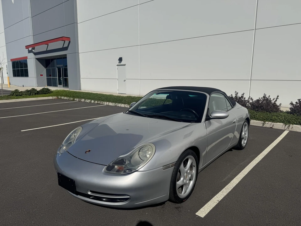 1999 Porsche 996 Carrera - Image 28 of 31