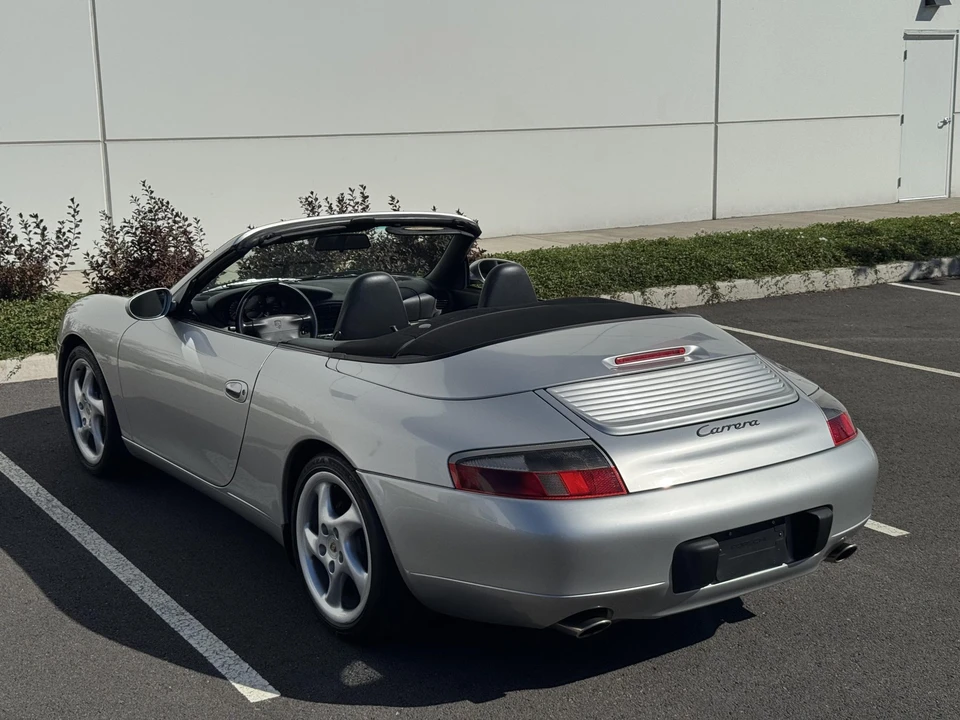 1999 Porsche 996 Carrera - Image 25 of 31