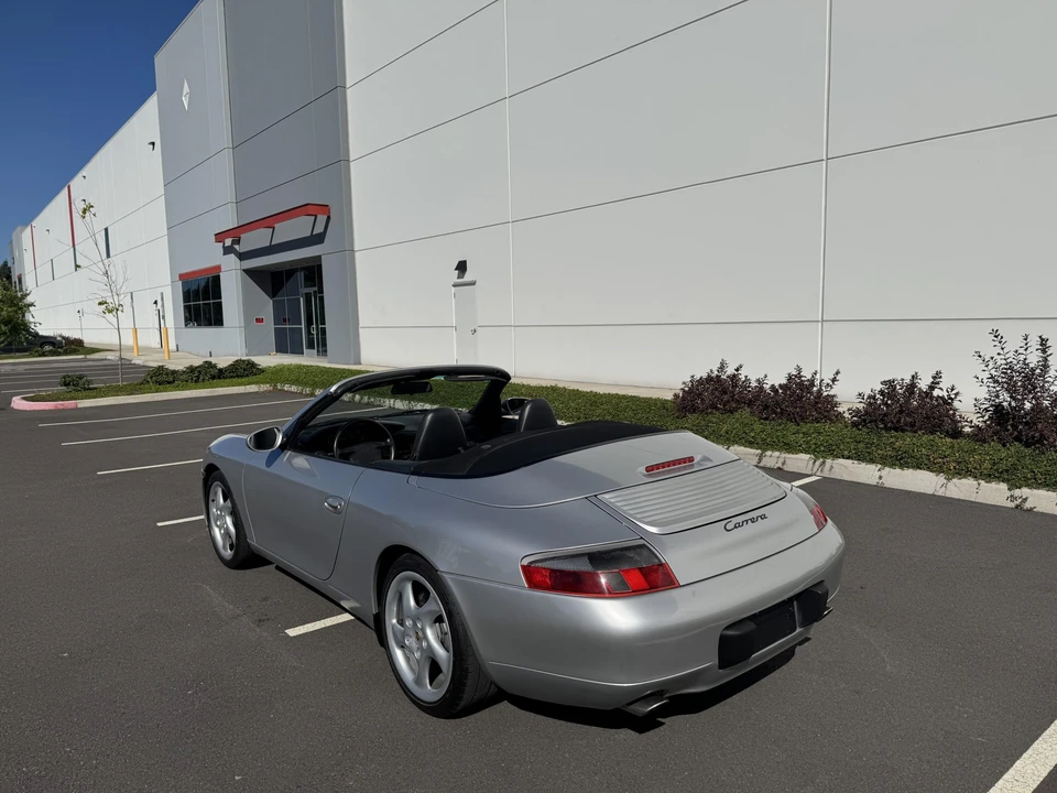 1999 Porsche 996 Carrera - Image 22 of 31