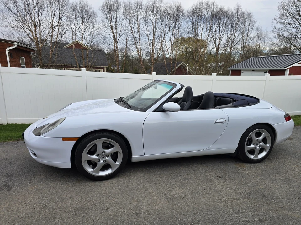 1999 Porsche 996 Carrera - Image 17 of 31