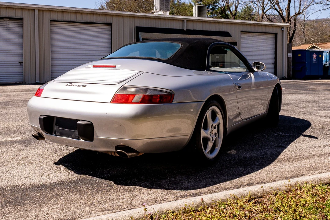 1999 Porsche 996 Carrera - Image 18 of 31
