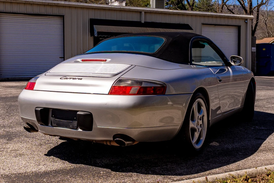 1999 Porsche 996 Carrera - Image 19 of 31