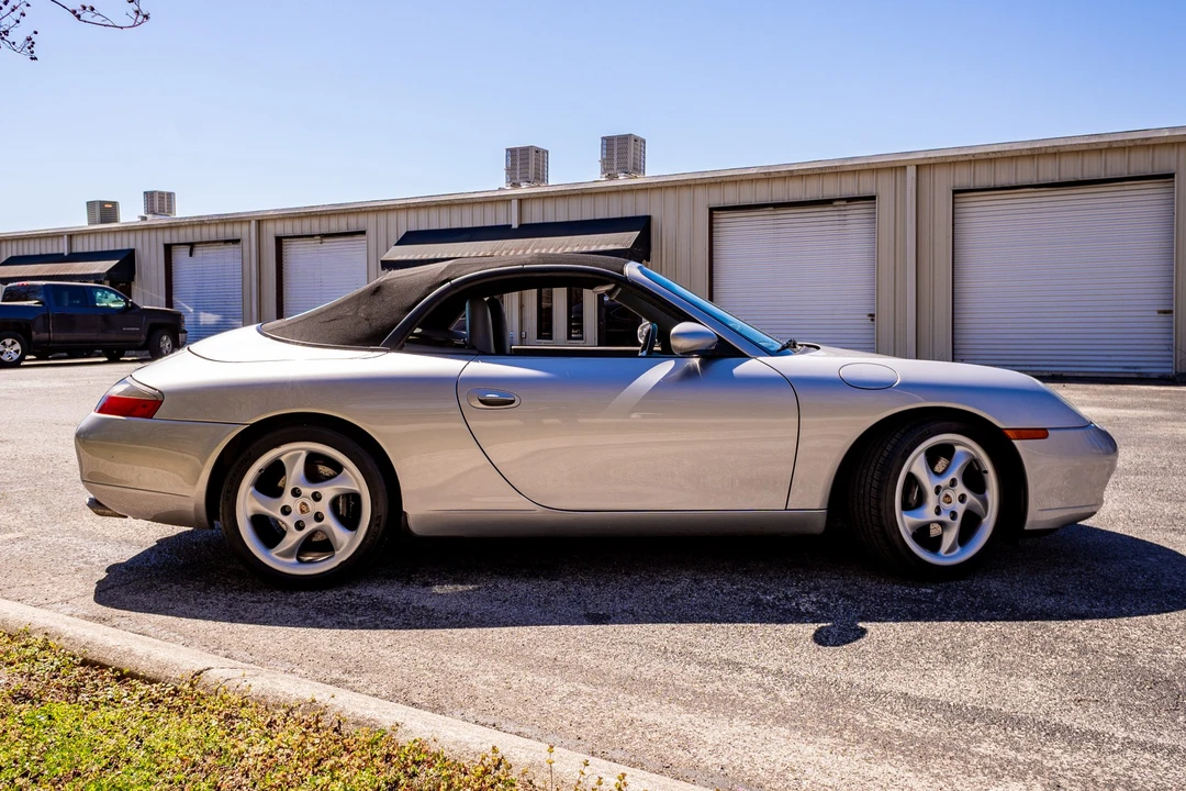 1999 Porsche 996 Carrera - Image 17 of 31