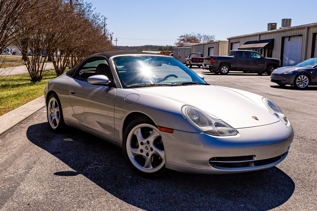 1999 Porsche 996 Carrera - Image 16 of 31