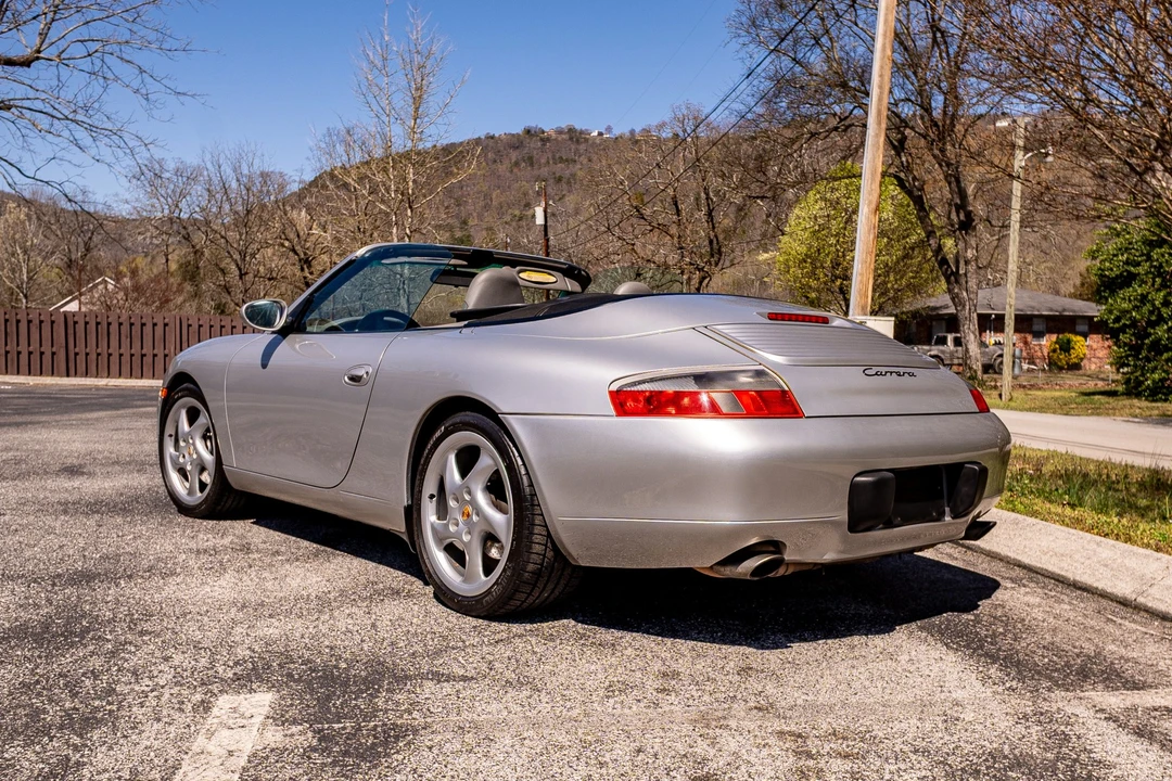 1999 Porsche 996 Carrera - Image 10 of 31