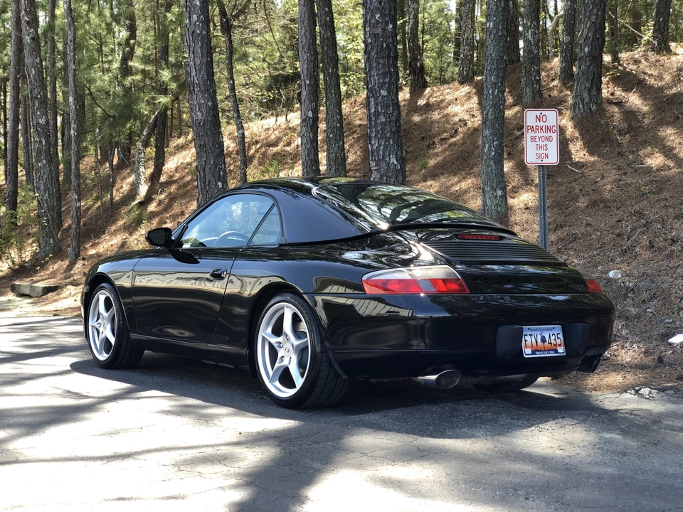 1999 Porsche 996 Carrera - Image 10 of 31