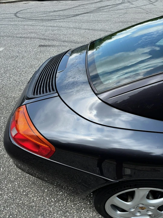 1999 Porsche 996 Carrera - Image 24 of 31