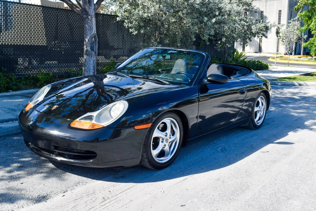 1999 Porsche 996 Carrera - Image 13 of 31