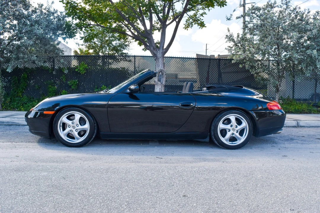 1999 Porsche 996 Carrera - Image 27 of 31