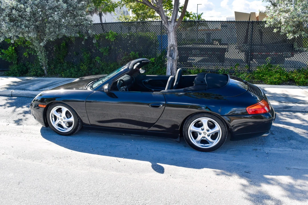 1999 Porsche 996 Carrera - Image 30 of 31
