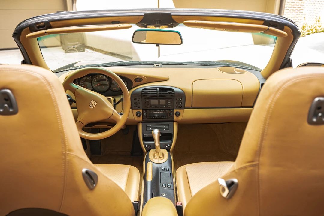 1999 Porsche 996 Carrera - Image 30 of 31